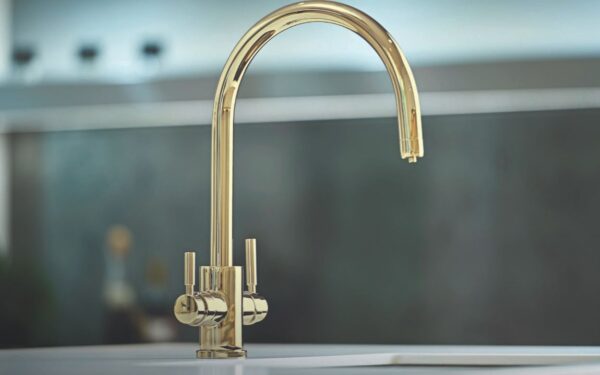 P & R 1912 Juliet 3-in-1 Instant Hot Water Tap - Image 9