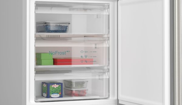 SIEMENS iQ300 FREESTANDING FRIDGE FREEZER - Brushed Steel - Image 5