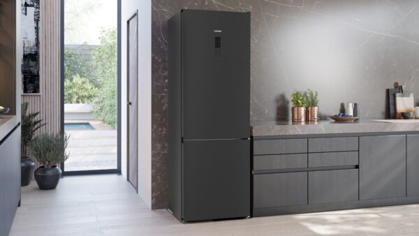 SIEMENS iQ300 FREESTANDING FRIDGE FREEZER - Black Steel - Image 7