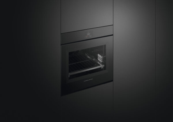 F&P SERIES 9, BUILT-IN HANDLELESS PYRO OVEN, 60cm - 16 Function - Black Glass - Image 4