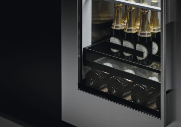 F&P SERIES 9, 60cm BUILT-IN BEVERAGE CENTRE - Solid Door - Image 6