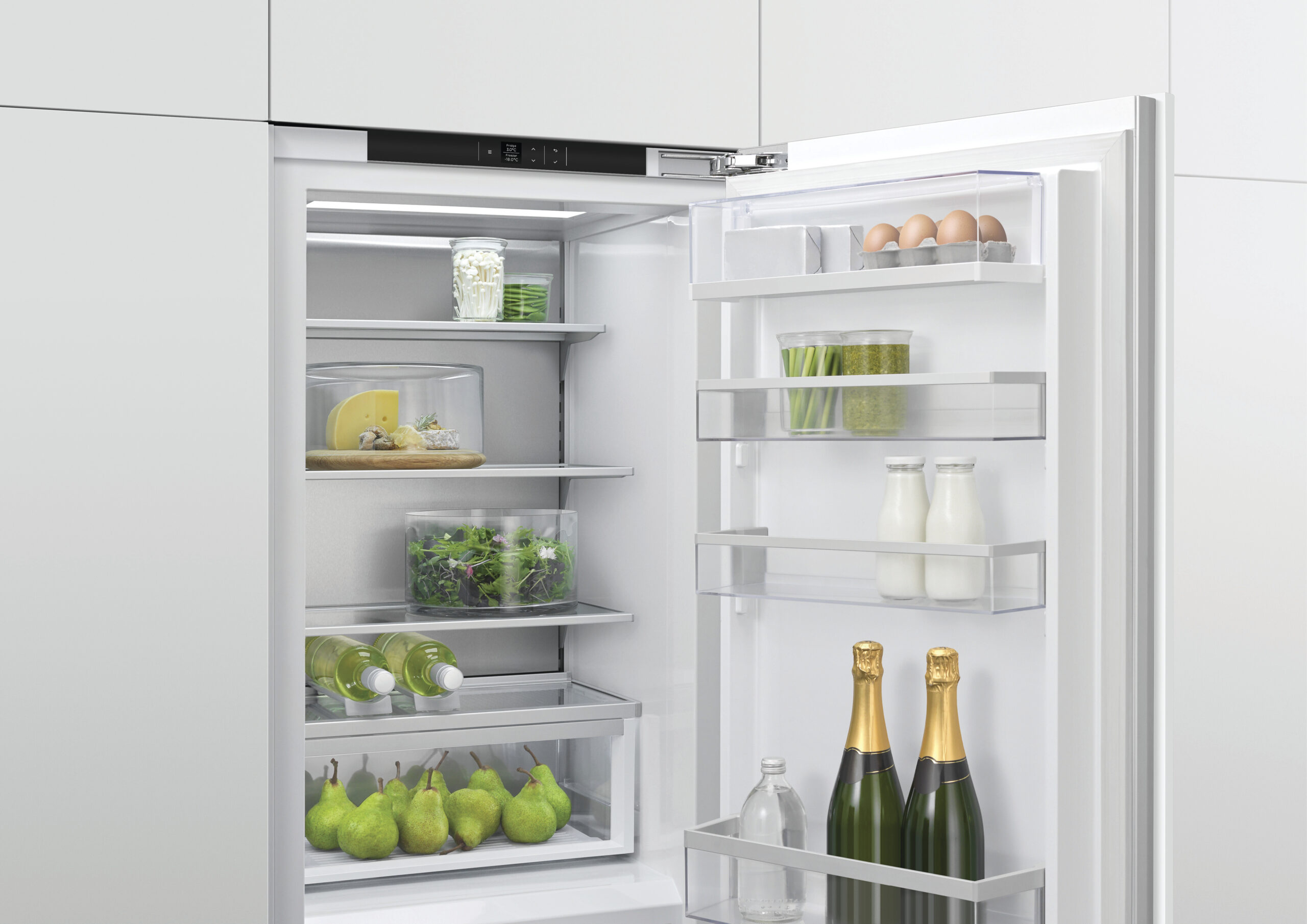 F&P SERIES 9, BUILT-IN FRIDGE FREEZER RH - Ice & Water - Image 6